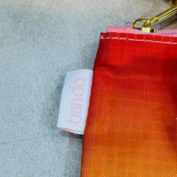 ban.do Feel Good Carry All Mega 5 Piece Gym Essential Zipper Bags New - Picture 3 of 16